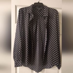 Laundry long sleeved button down blouse